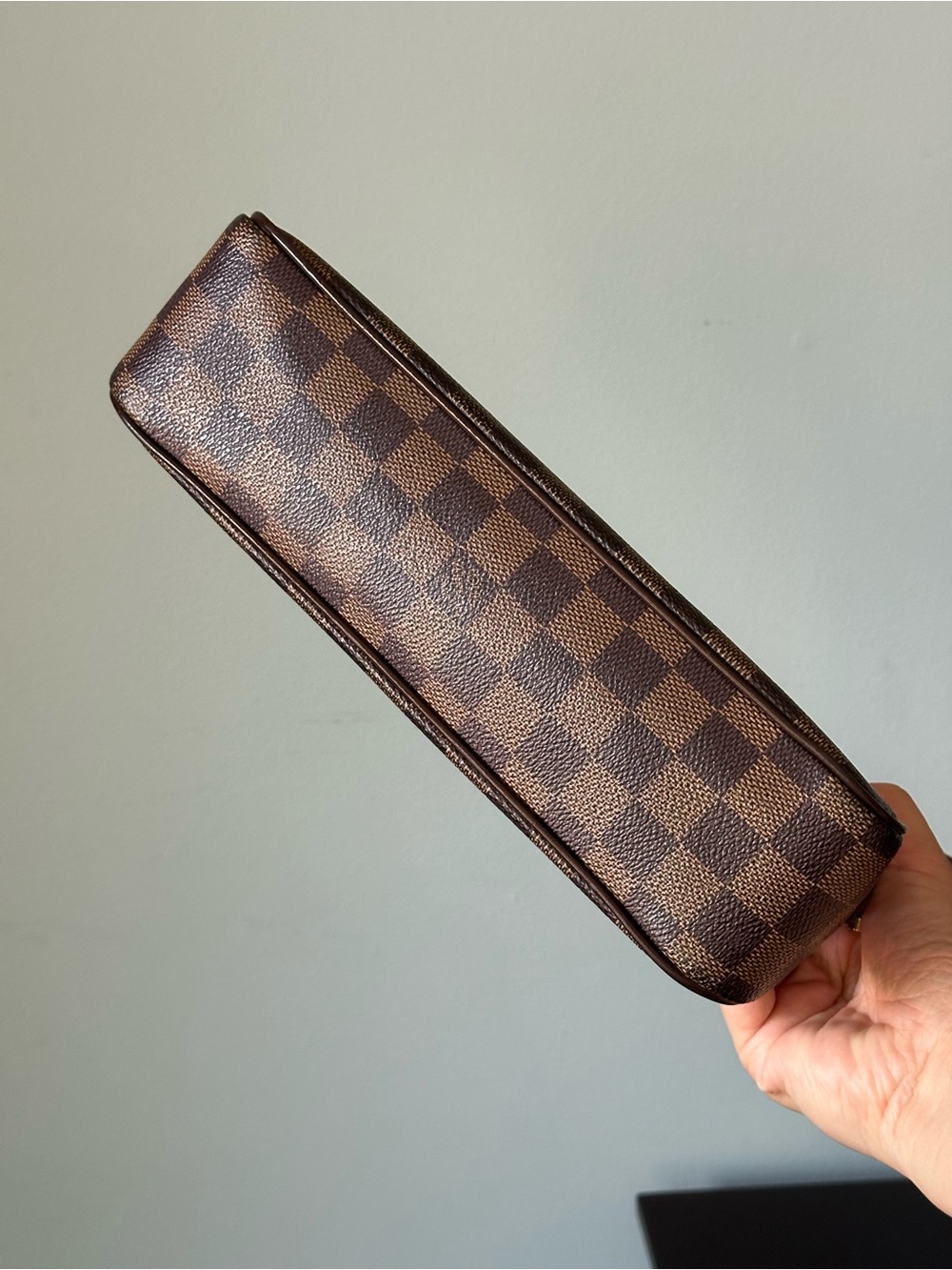 Louis Vuitton Recoleta Damier Ebene Shoulder Bag - Picture 5 of 17